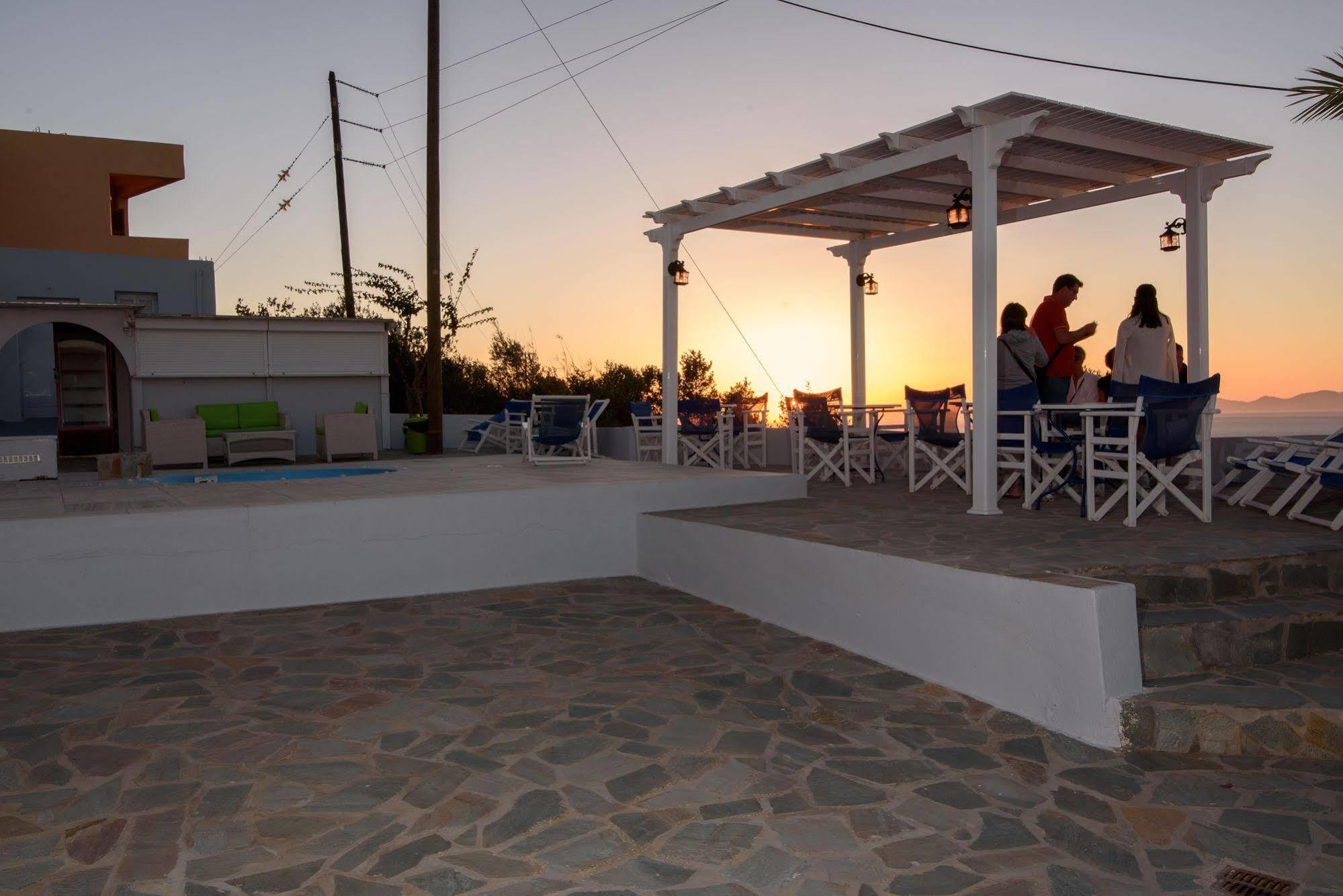 Unique Galini Oia - Adults Only Aparthotel Exterior foto